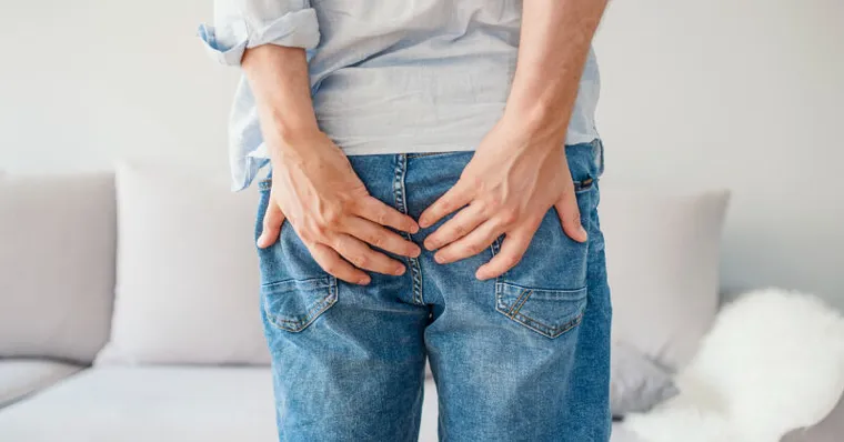 放屁飄「臭雞蛋味」？4種屁味看腸道健康！這種無聲屁最危險