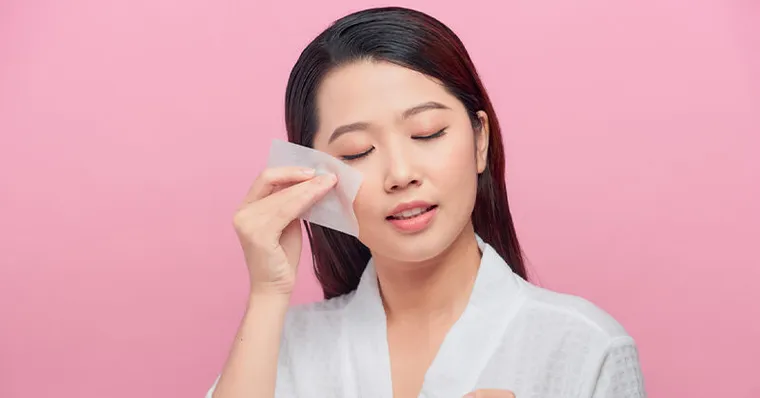 臉油得像中東油田？醫教持妝秘訣：妝前加一步比吸油更有用