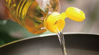 吃對油護心降壞膽固醇！醫揭護血管最愛4種好油，這一類最傷心血管