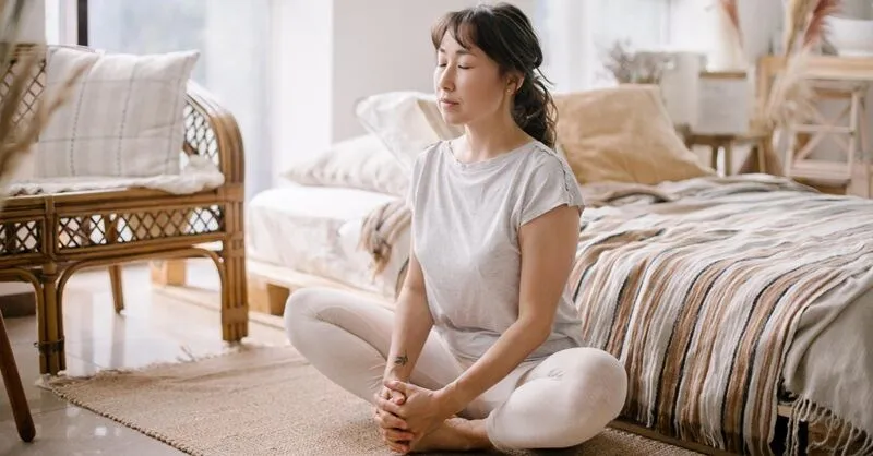 每天10分鐘！耶魯醫學博士推最簡單不老大腦訓練法「正念呼吸」