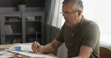 提早揪出帕金森氏症！神經科醫師：在家畫螺旋圖看這3個變化