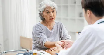 老人健忘是失智前兆？中醫教重陽按3穴位醒腦補腎氣防大腦退化