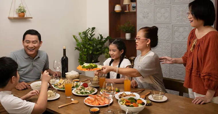 媽媽的過年手路菜變好鹹？醫示警：味覺鈍化恐是「這疾病」前兆