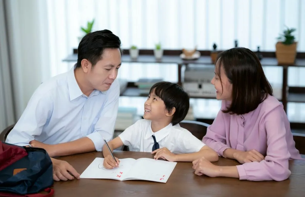 青少年 ADHD 怎麼教?協助孩子在複雜課業中練習自我管理