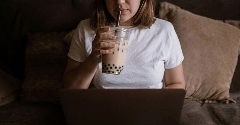 手搖飲不離手？中醫點夏天2大傷身習慣正在毀卵巢：多囊恐惡化