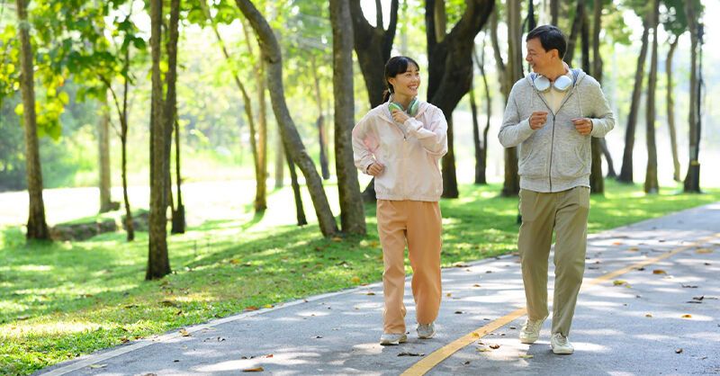 每天多走3千步大腦退化慢3年！「護腦黃金4守則」防失智退化