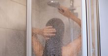 夏天抗體臭不用香水止汗劑！醫揭「早上1分鐘消味法」清爽一整天