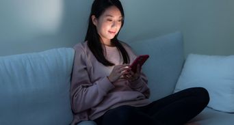 越夜越精神是心臟在透支！中醫推「3大養陰護心解方」找回深層好眠