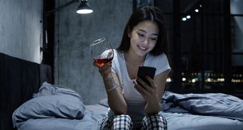 以為助眠卻毀腎！醫示警10大睡前傷腎地雷，第1名很多人都犯