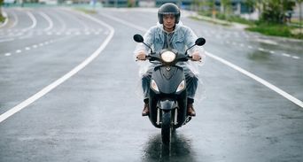 舊雨衣丟垃圾還是回收？環保局公布「材質判定法」丟錯害你收罰單