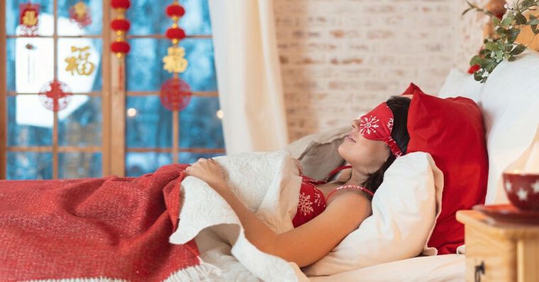 過年補眠睡飽飽？睡到中午慘了！超過「這時間」腸道壞菌暴增