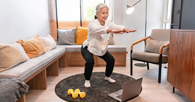 深蹲真的能降血壓？90歲藥師媽天天練這動作十年免吃血壓藥