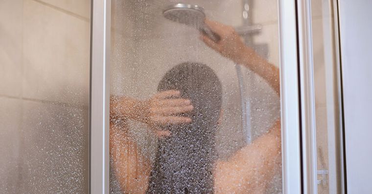 夏天抗體臭不用香水止汗劑！醫揭「早上1分鐘消味法」清爽一整天