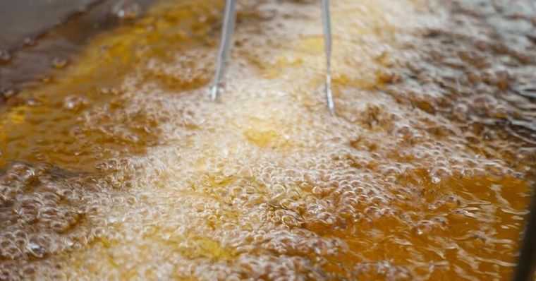 反式脂肪害脂肪肝、心臟病「連細菌都不吃」！避3類食物保肝護心