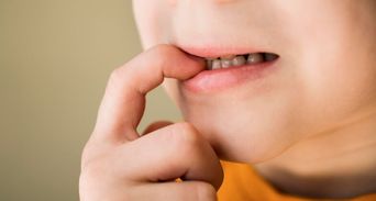 8歲童剔牙血流不止、血小板剩2％！家長驚喊血癌⋯竟是罕見免疫病