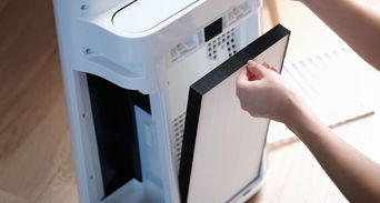 除濕機別只看水箱！消防員曝無預警「自燃元兇」少這3步最要命