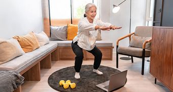 深蹲真的能降血壓？90歲藥師媽天天練這動作十年免吃血壓藥