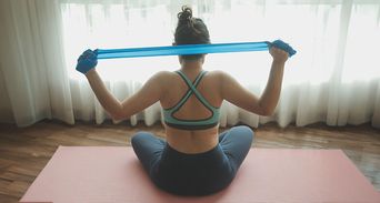 別再白跑健身房！肩胛骨多動一下，4分鐘脂肪燃燒效率翻倍