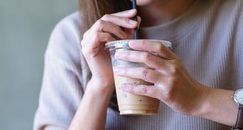 「禿頭水」少碰！愛喝2飲品髮量掉光又變白，救髮4招教你養回來