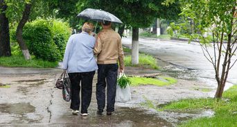 梅雨季出門怕滑倒？9旬教練教在家練出防摔肌，自救雙腿遠離輪椅