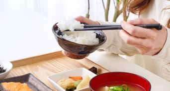 不想過勞容易老，吃飯不吃飽！養生延壽4訣竅教你吃出七分飽