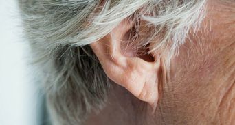 照鏡子看耳垂！出現這條線「心梗風險高9％」臉上2紋路也警覺