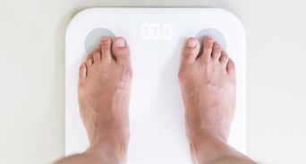 65歲後變瘦別高興太早！營養師曝「身體崩盤前兆」保住老本這樣吃