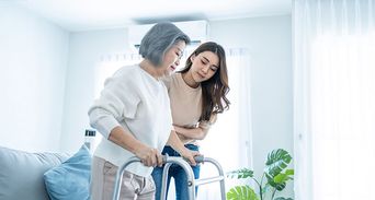 出院回家才是考驗！居家照護5關鍵「記好這數據」回診能幫上忙