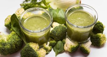 關節救星是它！裝潢師傅喝「這蔬菜汁」救膝蓋還清熱化濕