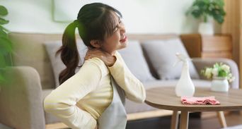 大掃除完腰痠脖子痛？中醫4穴位＋「伸經活絡茶」助你輕鬆斷捨離