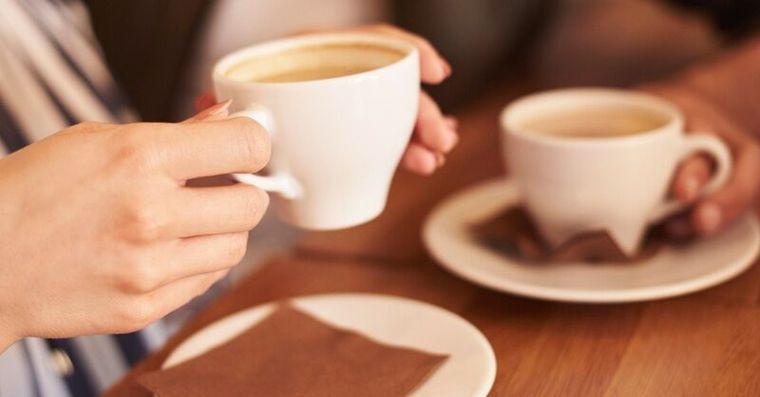 咖啡愈喝骨頭被掏空？補鈣還要補D，一招「平民強骨術」補回骨密度