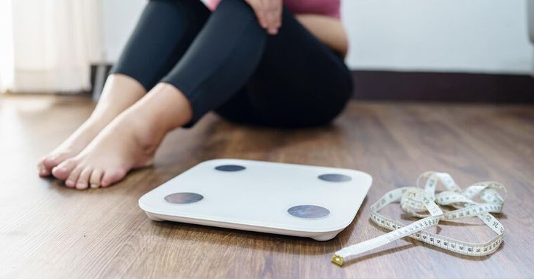 胖1公斤要7700大卡！專家揭「體重起伏8元凶」不一定是脂肪