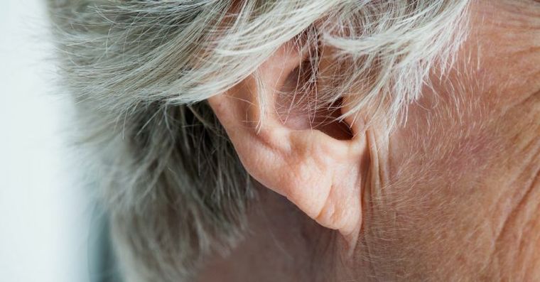 照鏡子看耳垂！出現這條線「心梗風險高9％」臉上2紋路也警覺