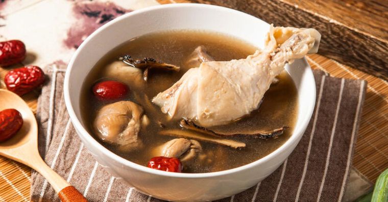 爬樓梯不喘了！喝對一鍋「補氣神湯」養心潤肺，補足氣血