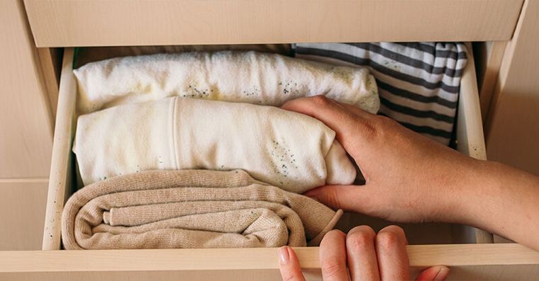 冬衣別直接收衣櫃！換季收納多一步驟，明年再穿不怕發霉長黃斑
