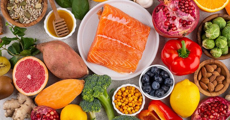 不花大錢買保健品！醫點最強組合吃「7大天然食物」勝過維他命