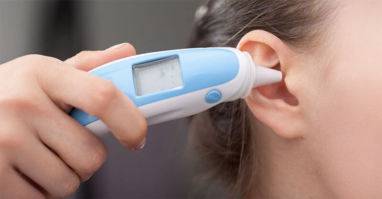 耳溫槍老是量不準？正確測量5步驟，原來很多人都「少做這一步」