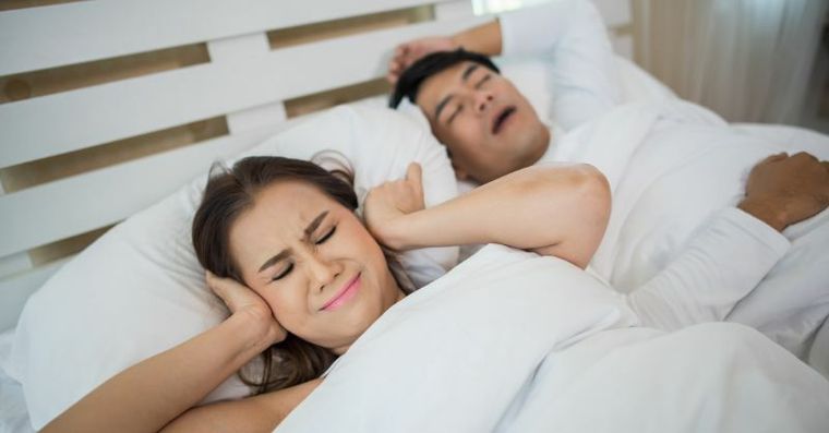 打呼變胖還恐猝死？醫示警：冬天「睡眠缺氧」引爆心血管殺機