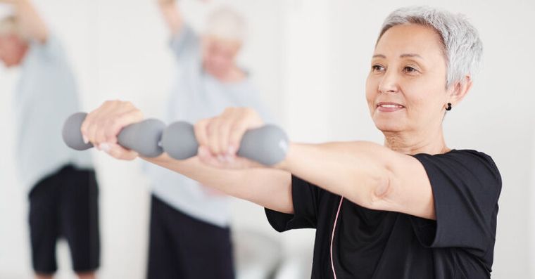 80歲也能自己提行李箱到處玩！3訓練存好肌力存摺逆轉衰老