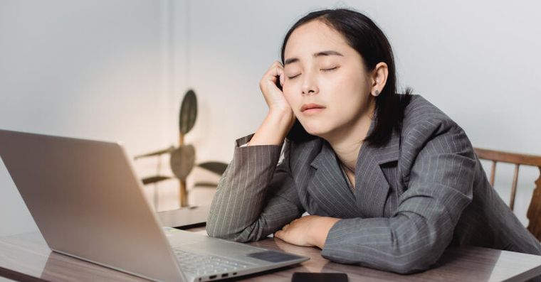 收假作息時差怎麼調？醫一招「睡眠重開機」調回生理時鐘