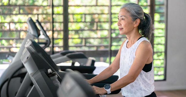 連醫生都讚嘆！6旬婦靠5招逆轉病體，優雅瘦21kg防癌復發