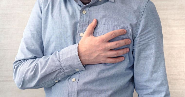 驗肺癌竟救心臟！49歲男血管塞到100％靠「1檢查」逃死劫