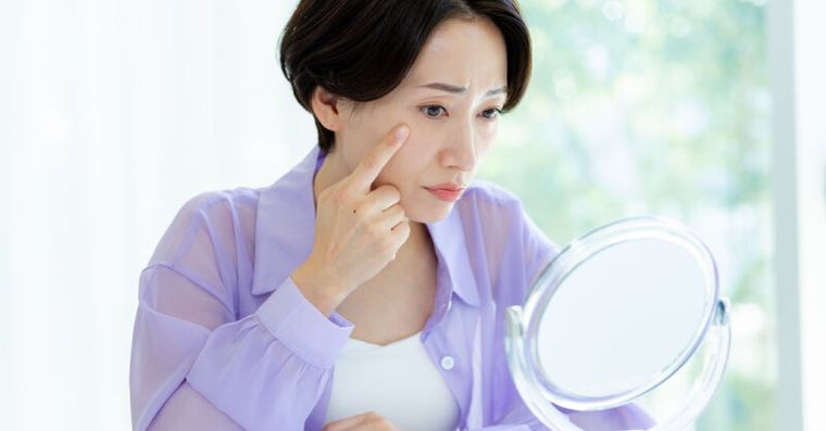 臉色暗沉、曬斑褪不掉？中醫美白3絕招，這招代謝黑色素最快