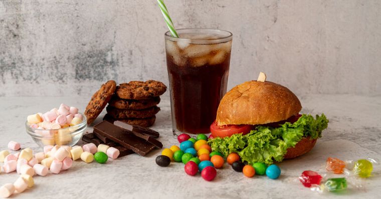 這種飲食讓全身發炎＝慢性自殺！4大「滅火食材」救回年輕