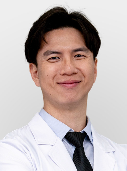 專科醫師 張浩銘